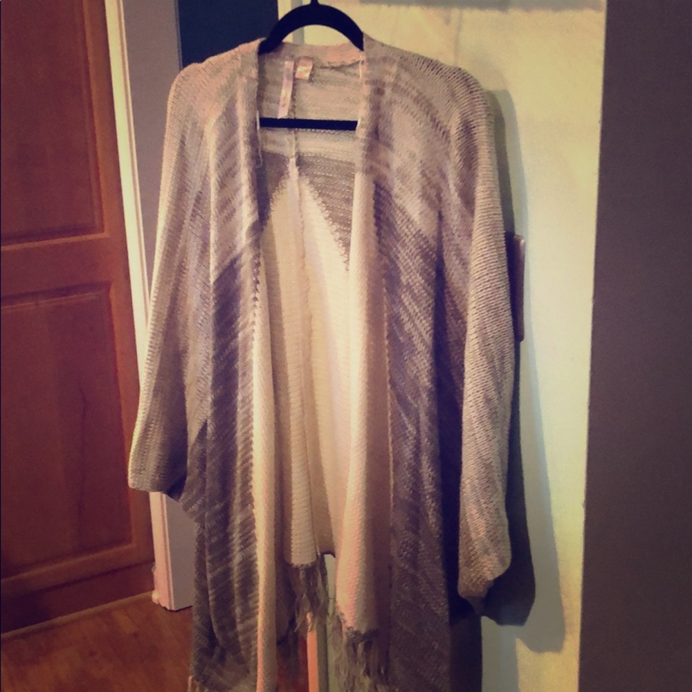 Shall sweater